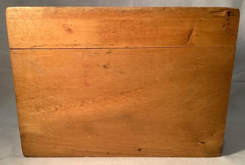Vintage Carved Wooden Hinged Jewelry Box Floral Design 10"x7"x3" - Picture 8 of 8