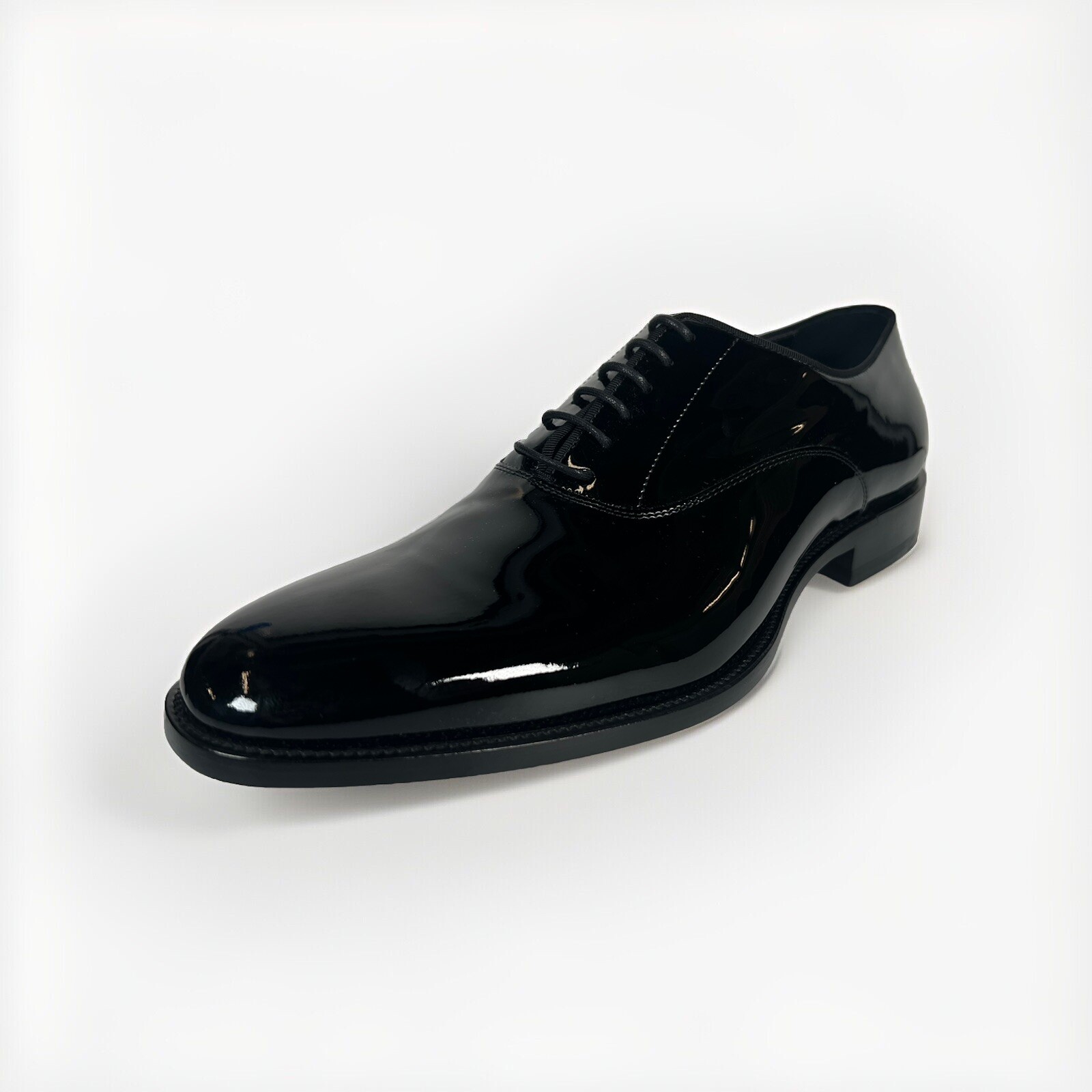 $1.000 Saint Laurent lacci in pelle verniciata nera US 12 EU 45 Made in Italy