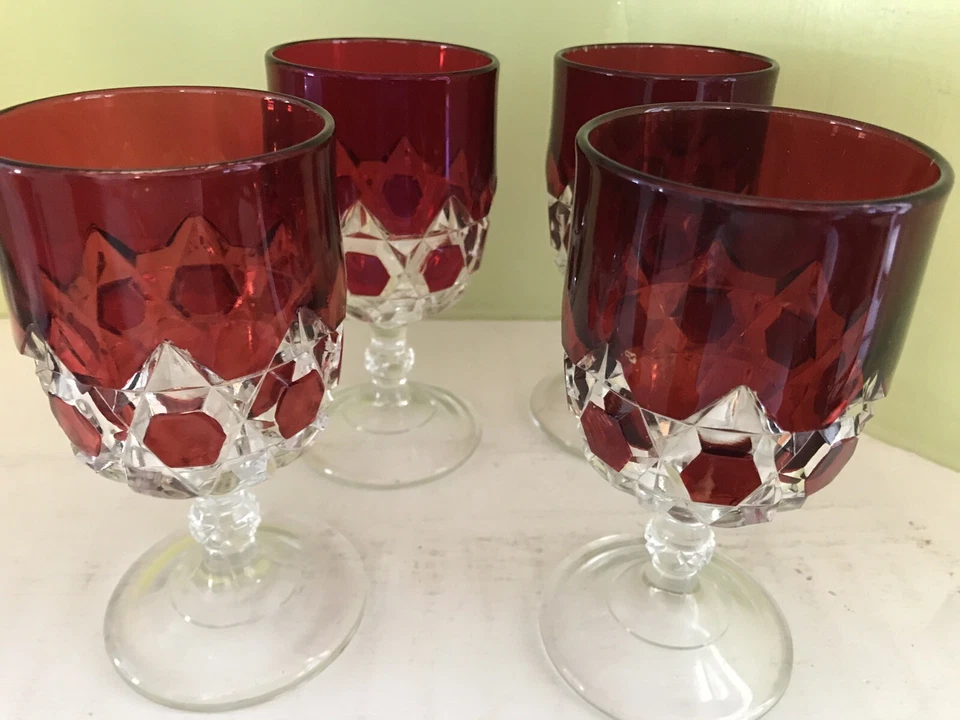  лот из 4 винтажных красных и прозрачных стеклянных кубков с отпечатком большого пальца 6 дюймов со стержнем - Изображение 3 из 4
