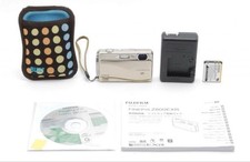 Fujifilm FinePix Z800 Compact Digital Camera Tested with Charger Clean Lens