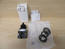 Allen Bradley 800H-JR91AY Selector Switch Pack of 3 