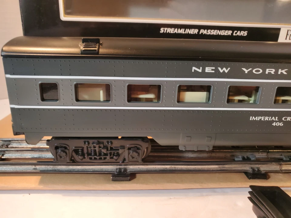 K-Line K4570-0406 O NYC "Imperial Crown" Streamliner Diner Car #406 New OB - Image 3 of 4