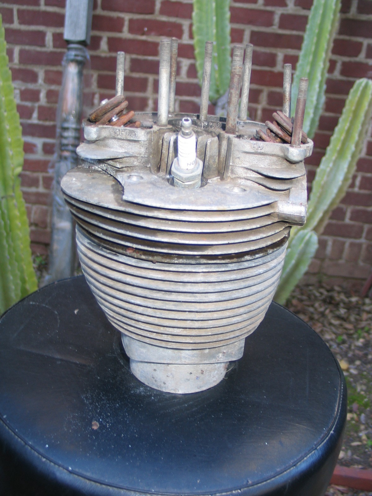 1966 1967 BSA B44VS Victor Special B44V B44 441  B 44  Round  Head and Barrel