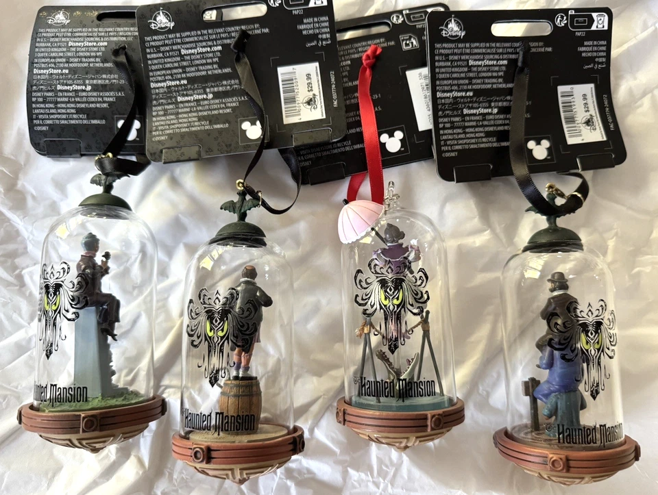 Disney Cuaderno de bocetos Mansión embrujada Adornos de habitación de estiramiento JUEGO DE CUATRO NUEVOS CON ETIQUETAS Foto 3 de 4