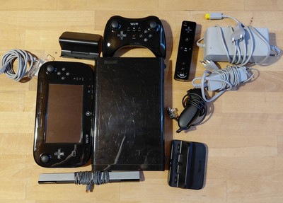 Nintendo Wii U konsole mit allem Zubehöhr + Wii remote sowie Wii und Wii U Spiel