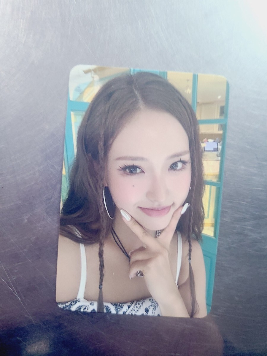 Loossemble Olivia Hye Photocard 