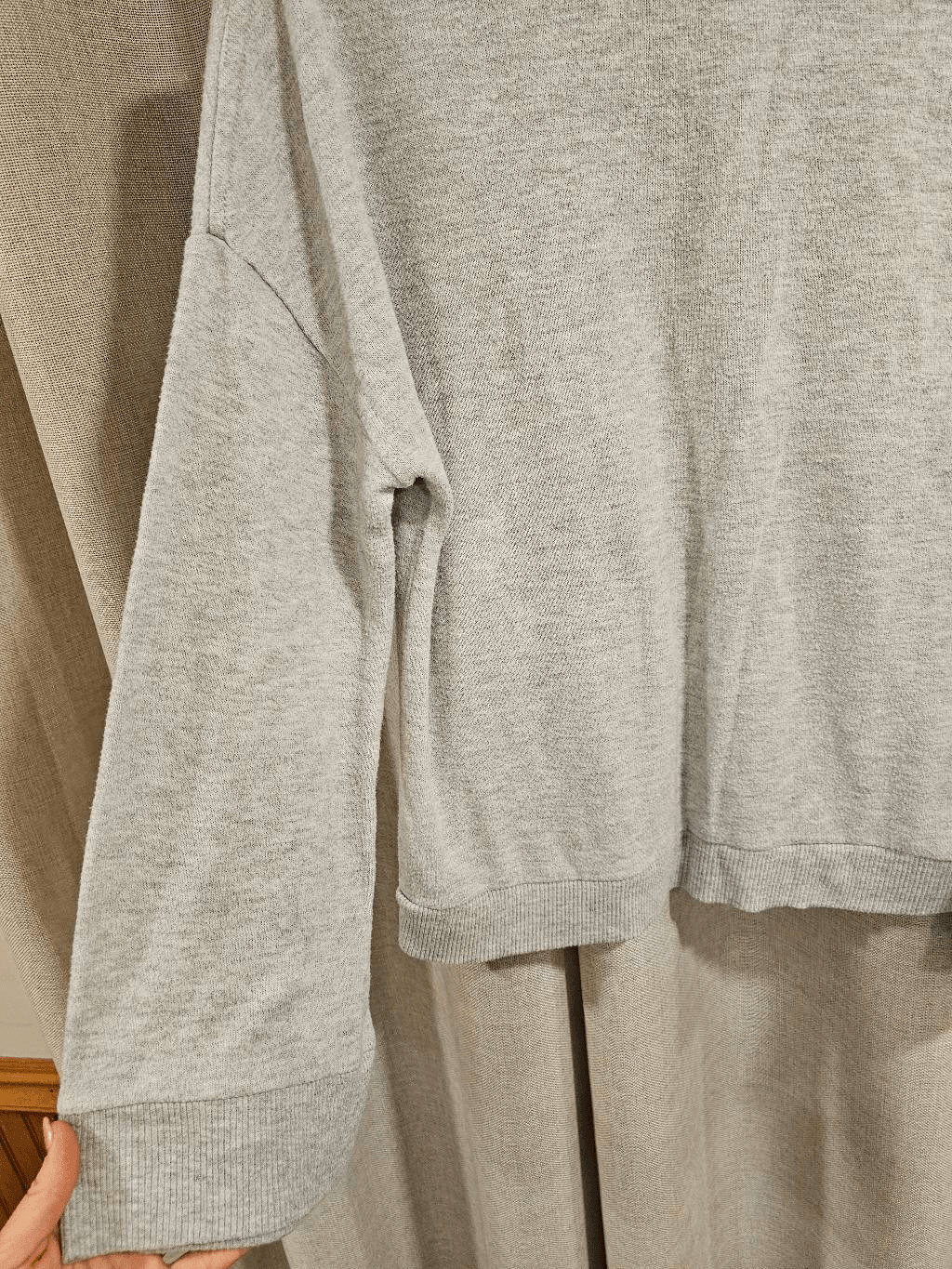 Workshop Gray Sweater size Medium - image 5