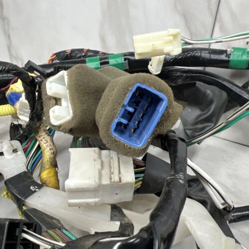 Toyota Land Cruiser LX470 Wire Wiring Harness 82161-60591 B 1998-2007 - Picture 3 of 12