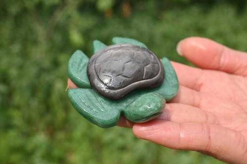 2.1" Hand carved Silver Obsidian tortoise Natural Reiki Crystal Skull gift 1pc - Picture 1 of 8