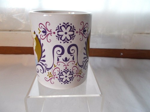 Disney Frozen Elsa & Anna Coffee Cup Mug - Picture 2 of 3