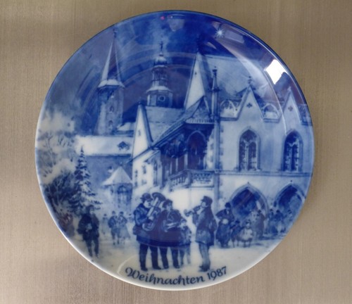 Berlin Design west Germany Blue Porcelain Plate Christmas Eve in Gelnhausen 1986 - Picture 11 of 12