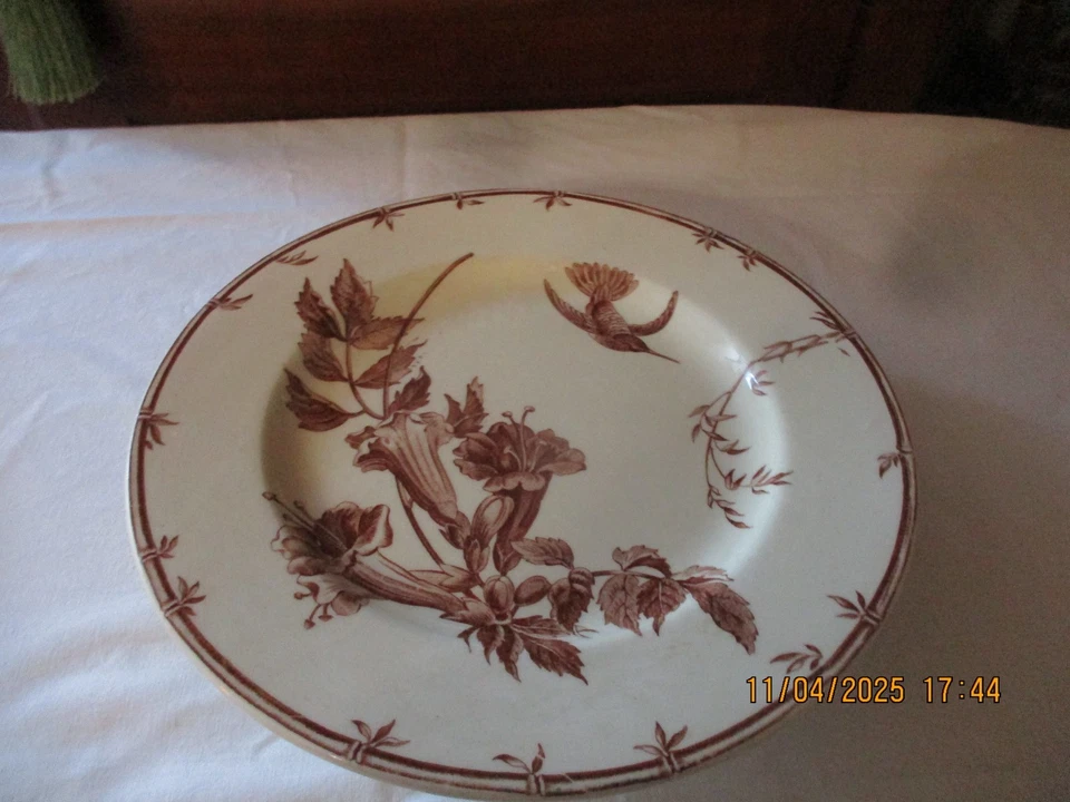 FAIENCE DE GIEN -Ancien compotier plat coupe  sur piédouche OISEAUX MOUCHES -2/2 - Photo 3/4