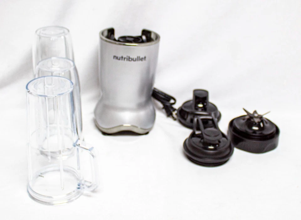 Batidora personal nutribullet Ultra 1200W de un solo servicio - Reacondicionada Foto 2 de 4