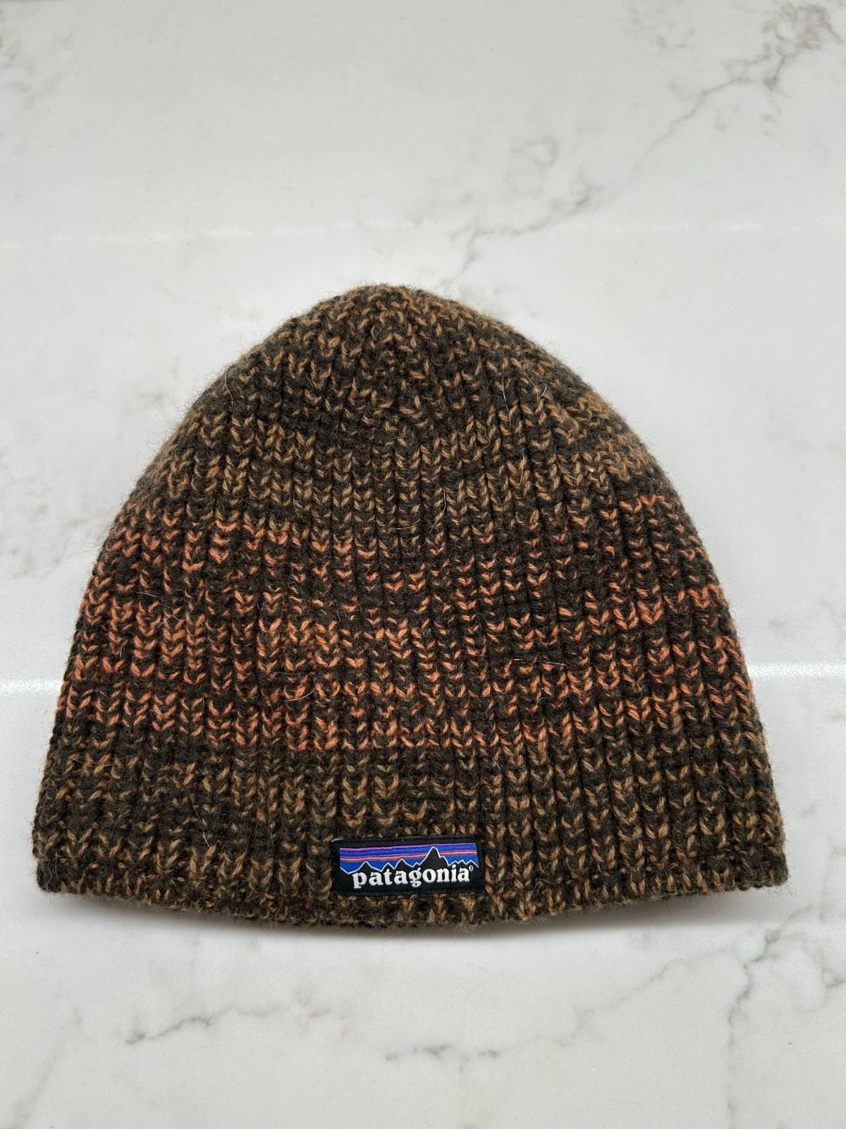 Patagonia Speedway Beanie Hat Cap Brown Wool Knit Fleece Lined Winter 29122
Opens in a new window or