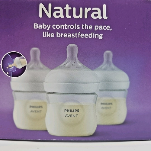 Philips Avent Natural Baby Bottles with Natural Response Nipples 3X 4 oz Bottles - Picture 2 of 6