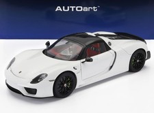 MODELLINO AUTO STATICO AUTOART PORSCHE 918 SPYDER WEISSACH PACKAGE 2013 BIANCO