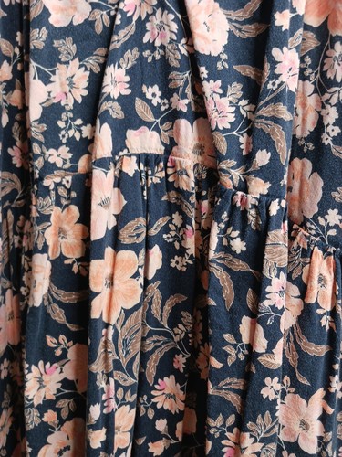 Navy & Peach Floral Old Navy Damen Kleid XL V-Ausschnitt Taschen Flatterärmel Fai - Bild 6 von 12