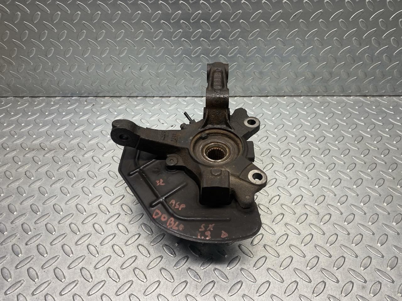 MOZZO RUOTA ANTERIORE SINISTRA PER FIAT Doblo Cargo 51759679 (05>09)