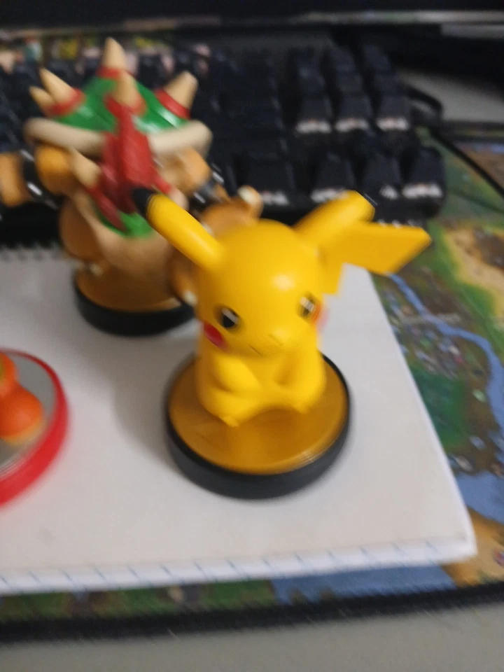 Nintendo Amiibo Lote de 5 Yoshi Pikachu Samus Bowser Captain Falcon Foto 4 de 4