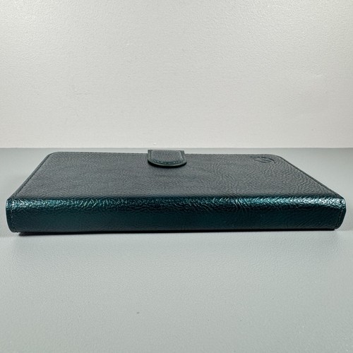 Wallet Case for Google Pixel 7 - Cedar Green Faux Leather | Folio by Civicase - Picture 13 of 18