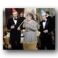 Jack Albertson Shelley Winters Red Buttons Photo 8x10 The Poseidon Adventure 197