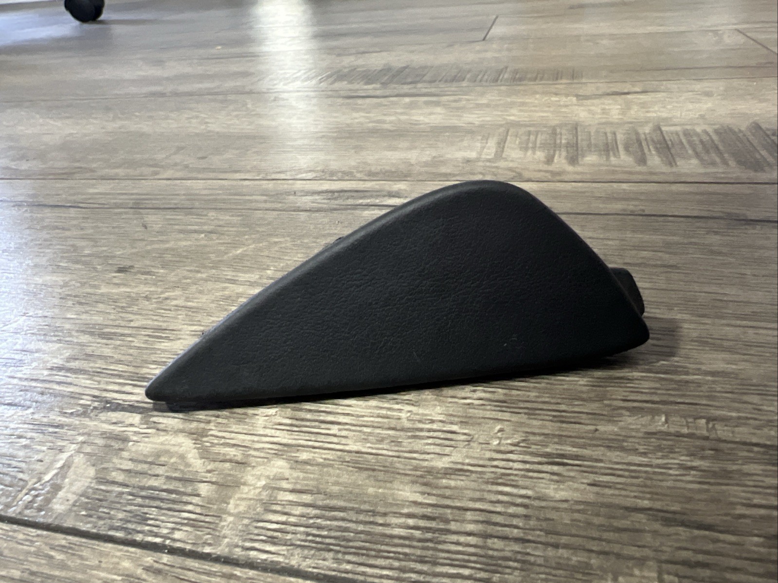 LAMBORGHINI GALLARDO RH INTERIOR RIGHT END COVER LEATHER OEM 400857086