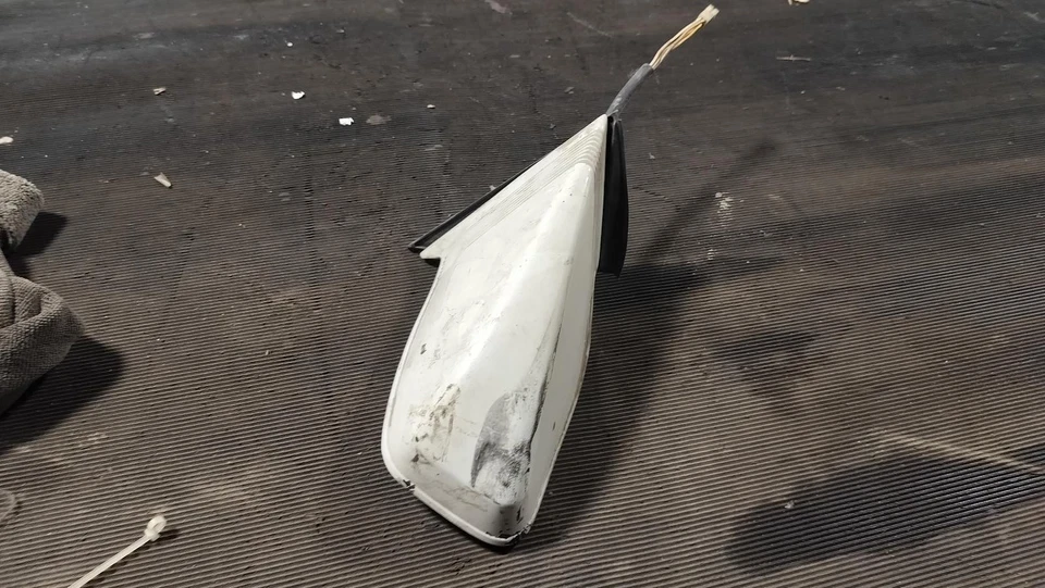 Espejo retrovisor derecho usado se adapta a: Cadillac Cimarron 1985 eléctrico grado derecho A Foto 2 de 4