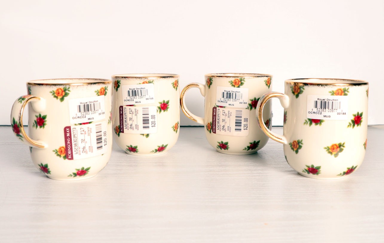 Of 4 Floral Old Country Roses Albert Vintage Bone China