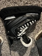 CCM Ribcore Ice Hockey Skates 42K Pump Senior Black, Size US 8
