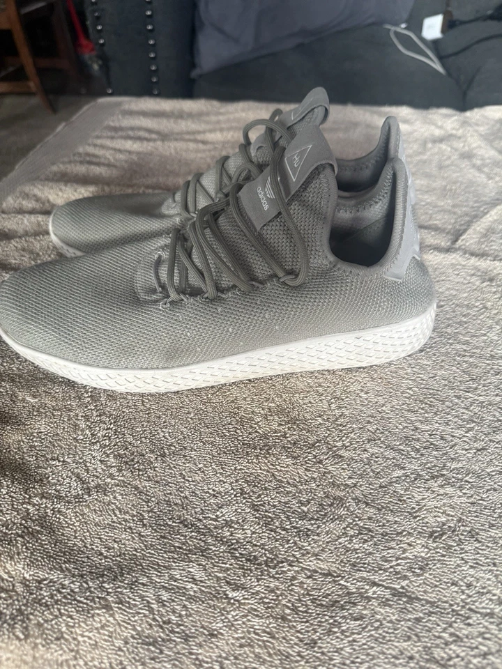 Adidas Men’s Pharrell Williams x HU Tennis Gray Size 9 RARE! UNISEX - Image 2 of 4