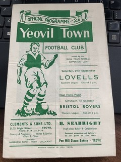 1949/50 YEOVIL TOWN V LOVELLS ATHLETIC SOUTHERN LEAGUE