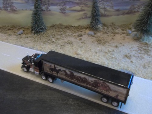 Movie Trucks - Matchbox Smokey and the Bandit Snowman Truck - Chrome Wheels 1:80 - Picture 10 of 12