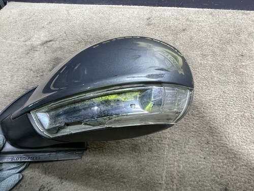 VW Golf Mk 5 Passenger Side Left Wing Mirror Assembly Colour Code LA7T - Picture 7 of 7
