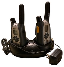 Motorola Walkie Talkies W Base for Parts Info Only As Is In Last Pic