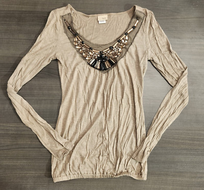 Daytrip Womens Longsleeve Extra Small Sequin Beige Tan Thin Vneck Embellishments