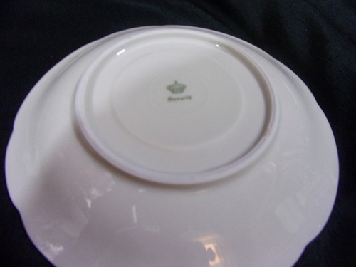 Vintage Crown Bavaria Germany Floral Gold trim Saucer ONLY!!– 6” Diameter - Picture 3 of 4