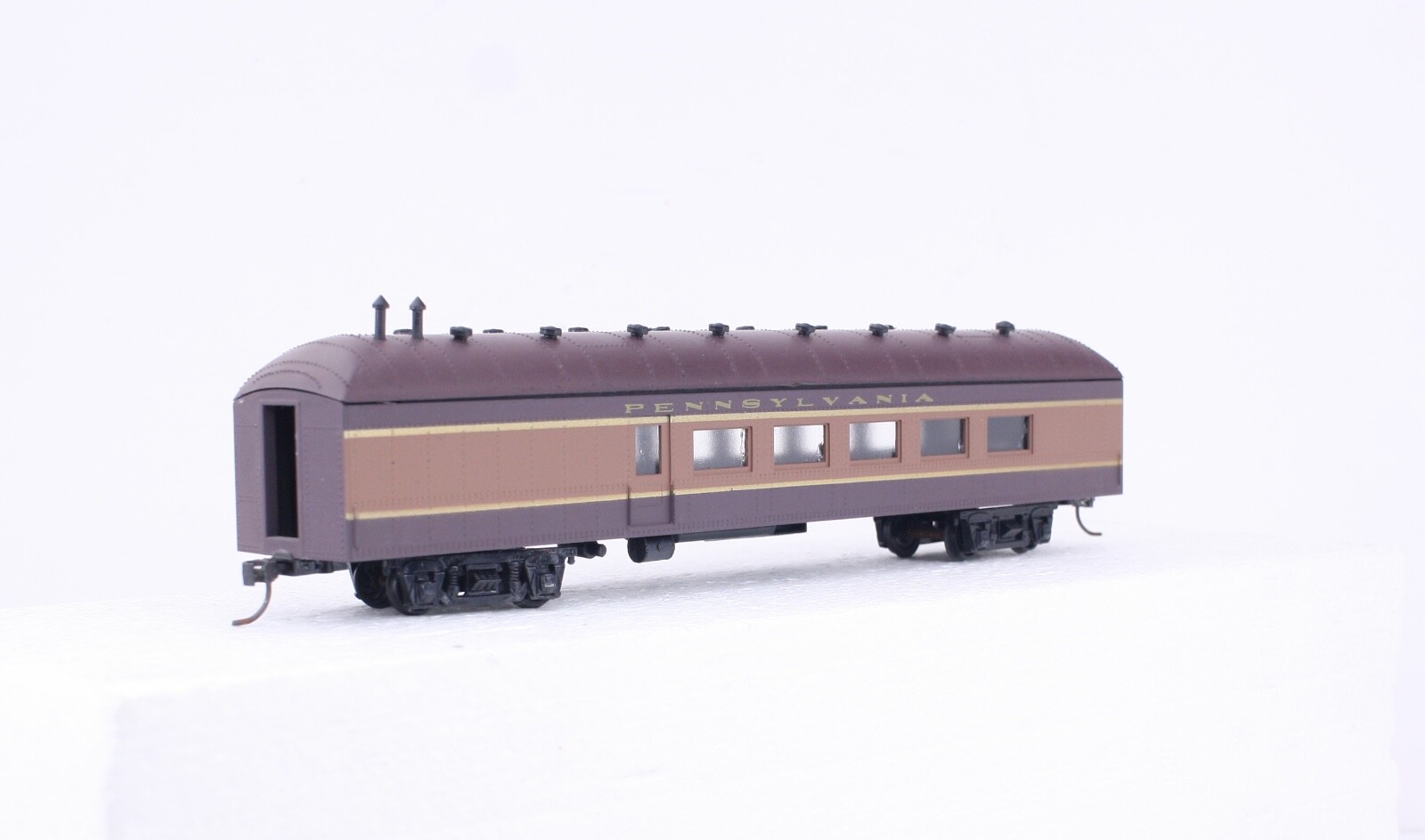 ROUNDHOUSE HO SCALE HARRIMAN PASSENGER CARS
