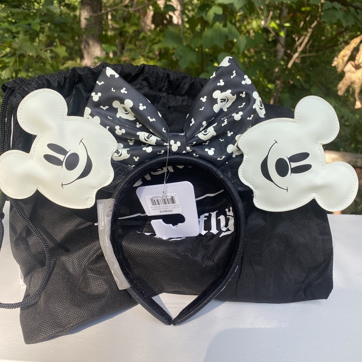 Loungefly Disney Parks Ghost Mickey Glow in the Dark Minnie  display picture 1