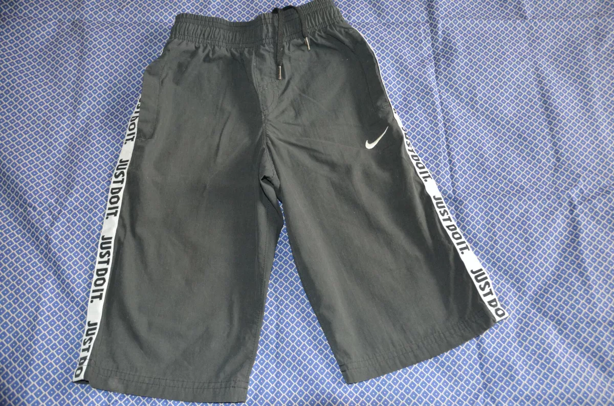 PANTACOURT BERMUDA NOIR NIKE 5 6 ANS Gar on TBE eBay