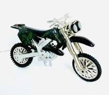 New Ray Toy Zone Mini Machines, 500cc Enduro Racer Motorcycle Black Dirt Bike