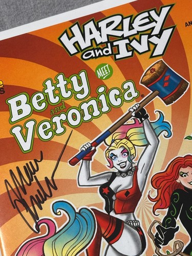 Harley and Ivy Meet Betty and Veronica 1, 2, 2 (Variant) Signed by Marc Andreyko - Imagen 13 de 21