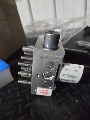 Genuine Mopar Anti-Lock Brake System Hydraulic Control Unit 68196033AA