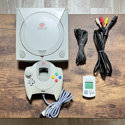 Sega Dreamcast Konsole HKT-3000 funktionstüchtig mit Controller
