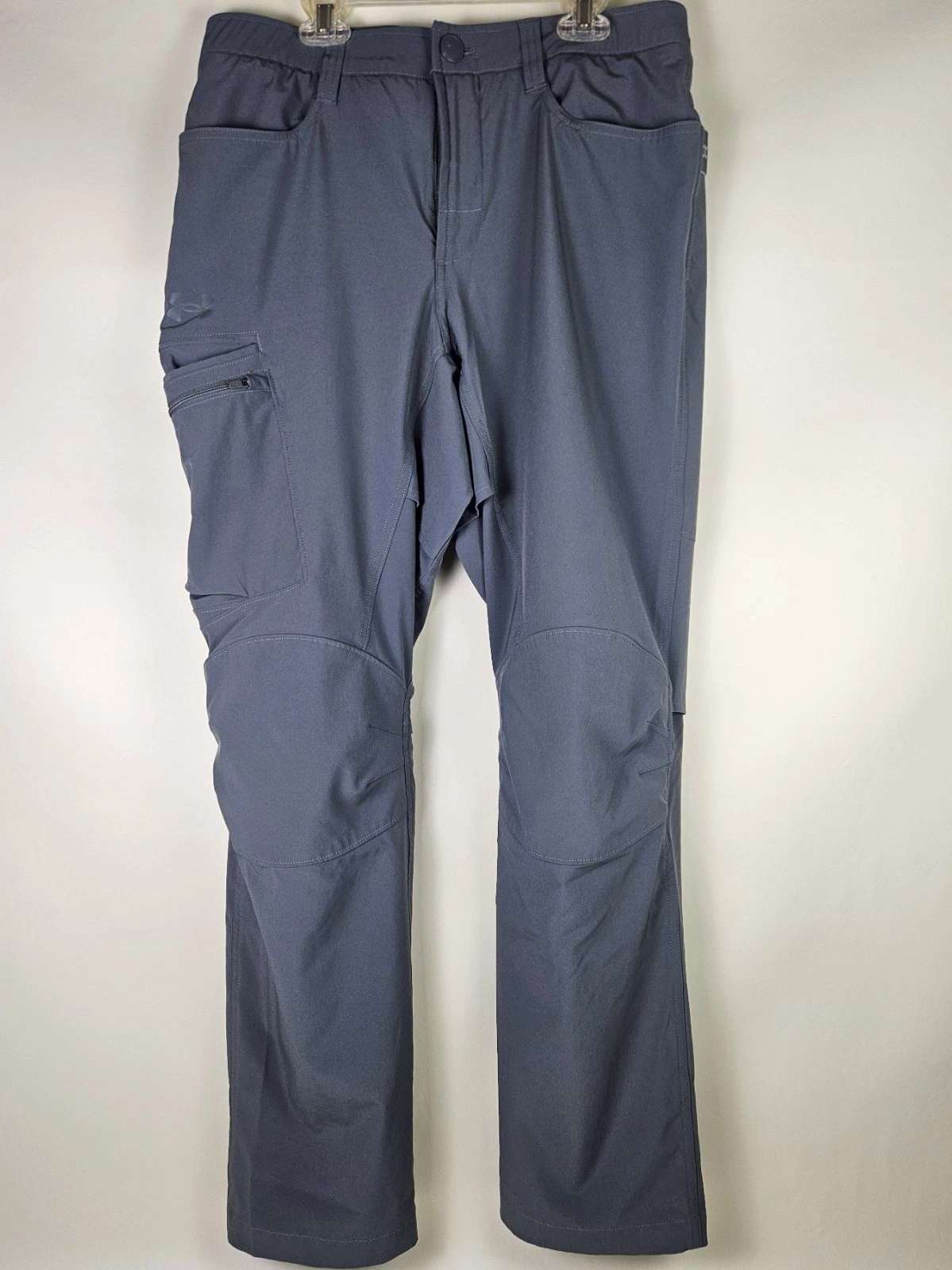 Under Armour Mens 32x30 Trek Flex Outdoor Pants Gray Vented Performance EUC
Opens in a new window or