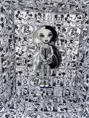 Heather Grayson Shadow High fashion  Doll Rainbow High#E10 mga original 