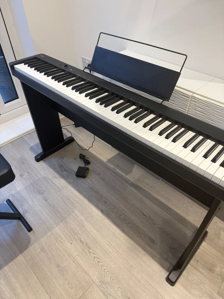 Casio CDP-S110 Digital Piano 88 Weighted Keys Pedal & Stand -Excellent Condition, photo 1 of 5