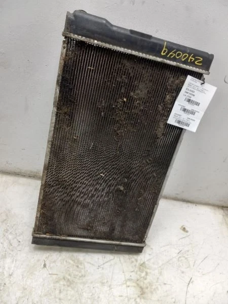 12-18 TOYOTA PRIUS V FIVE 1.8L FWD AT RADIADOR INVERTER  - Imagem 2 de 4