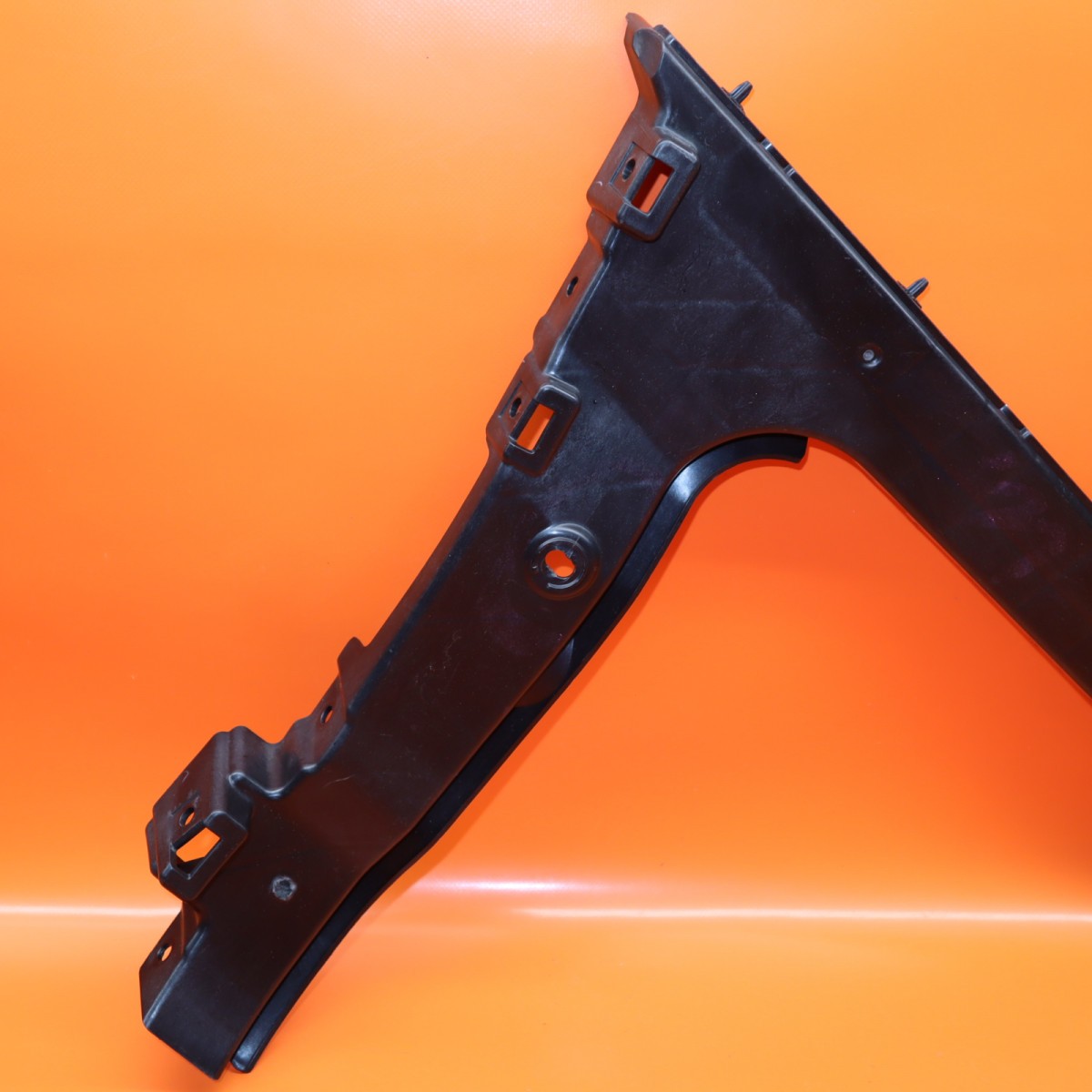 BENTLEY FLYING SPUR FRONT BUMPER BRACKET RIGHT 2020 2021 2022 3SE807454A OEM