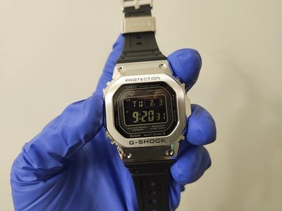Casio G-Shock GMW-B5000