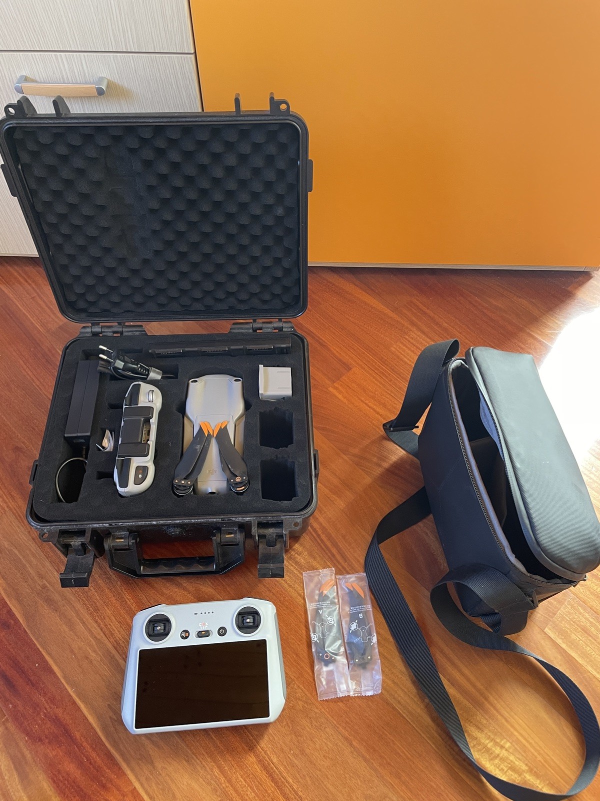 DJI Air 2S 5.4K Fly More Combo Drone - Grigio